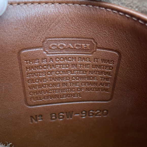 Vintage Coach Companion Flap Bag in brown leather - Picture 15 of 15